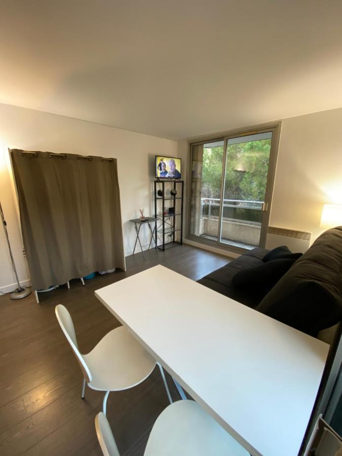 Studio Avec Terrasse, Vue Sur Jardin Apartamento Niza Exterior foto